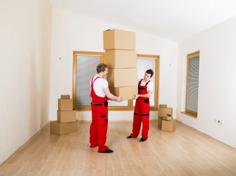Secure short-term storage in Somerstown with convenient access and flexible rental terms